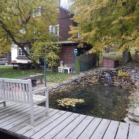 Hotel Myslivna Černý Dŭl Esterno foto